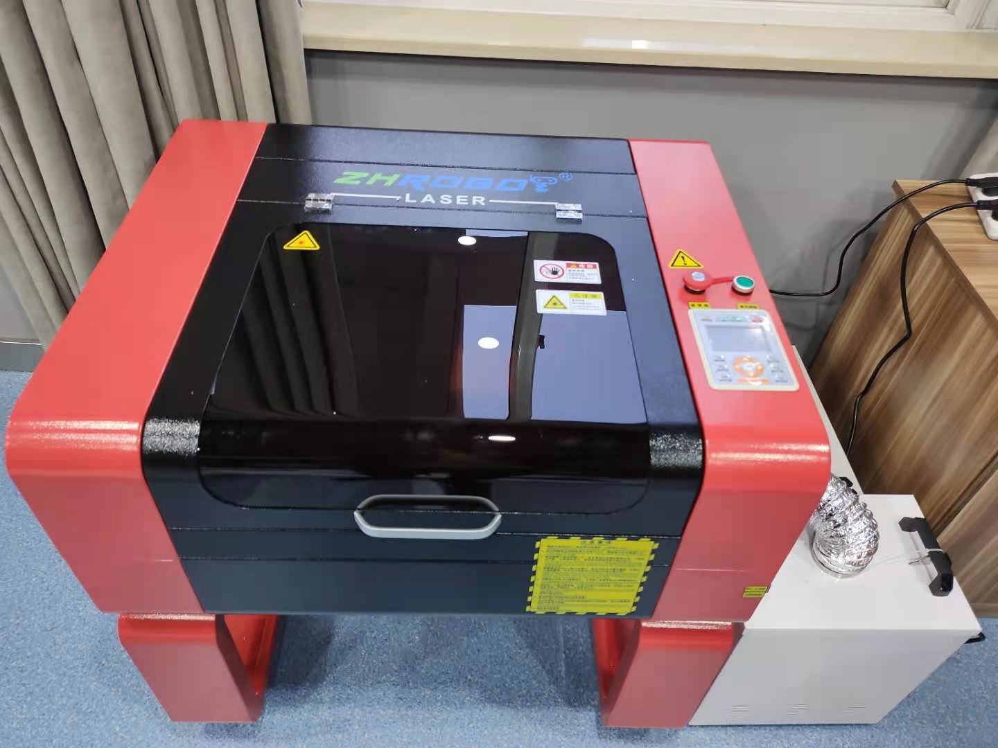 ZHROBOT ZH-LC-4050 激光切割机 - 图片 2