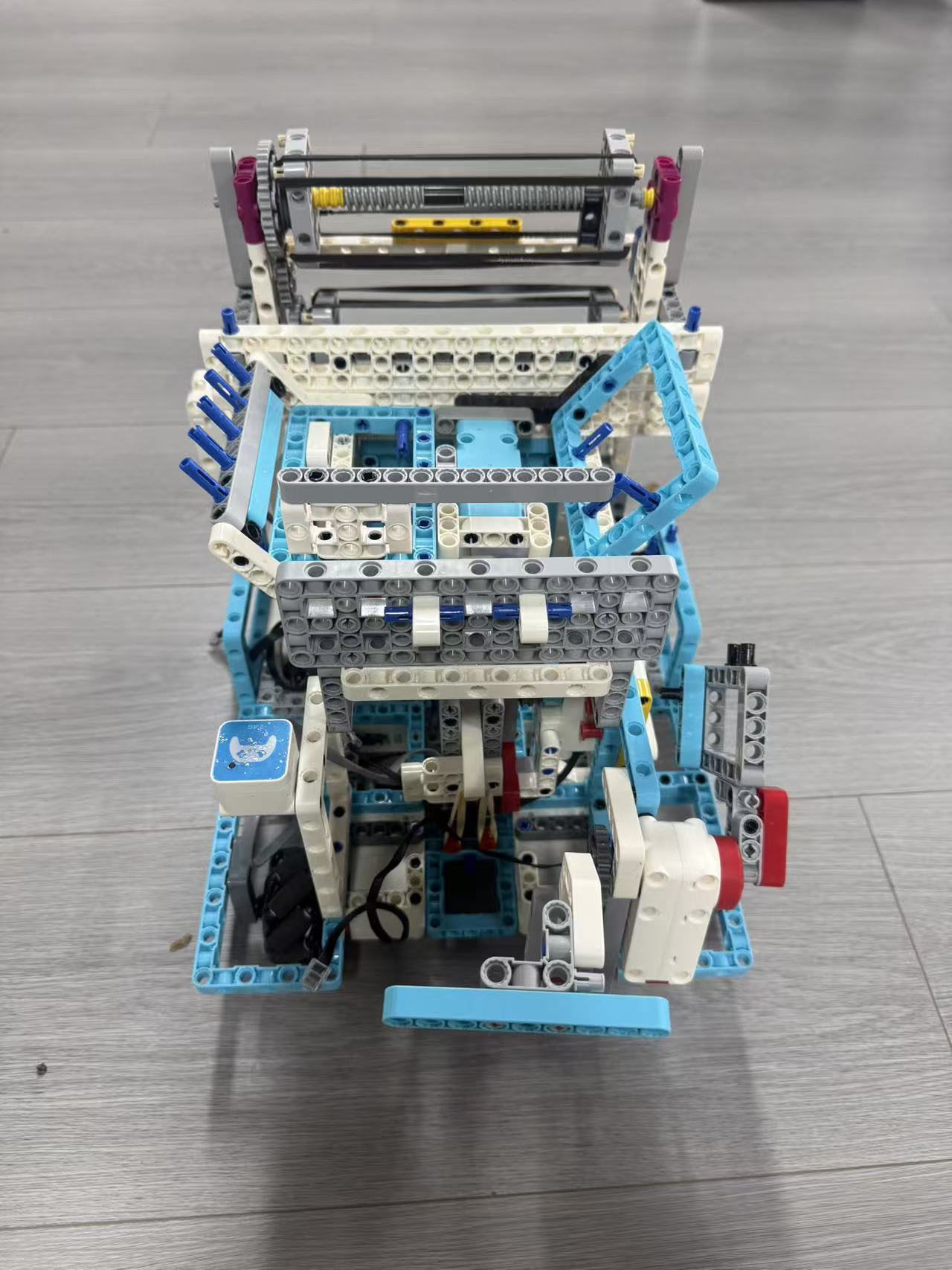 ZHROBOT 轮式机器人